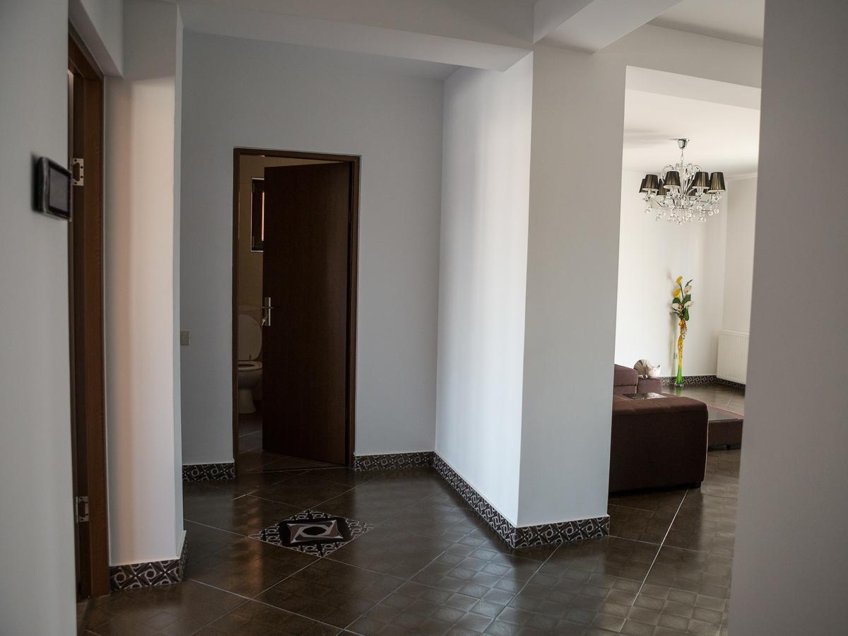 Casa Bella Apartments Bragadiru Bagian luar foto
