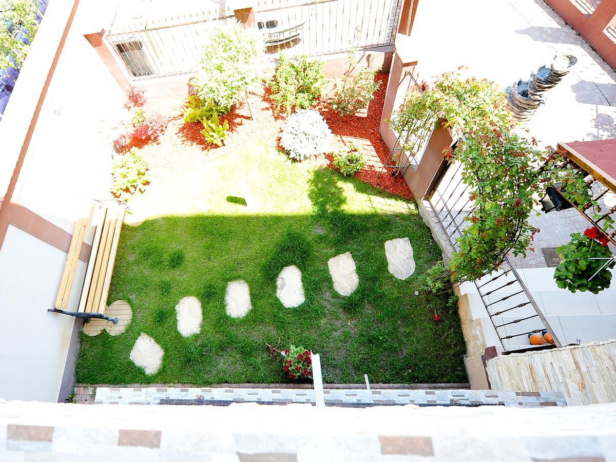 Casa Bella Apartments Bragadiru Bagian luar foto